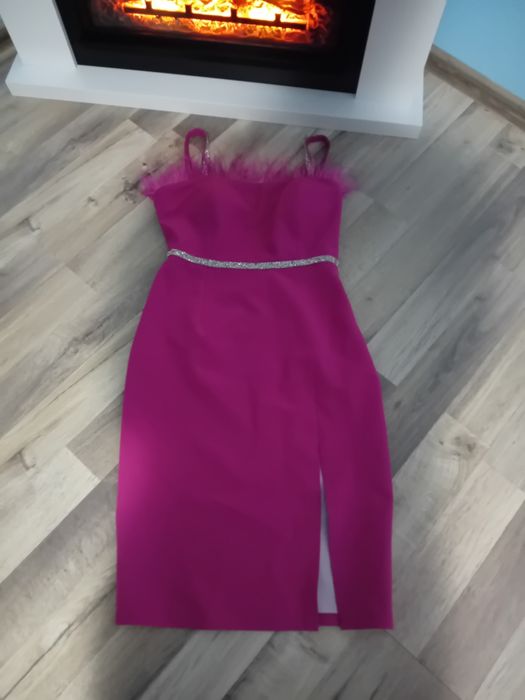 Vând rochie roz, marimea 40