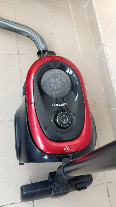 Пылесос Samsung 1800w
