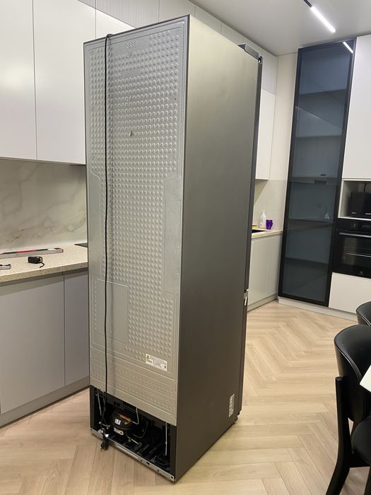 Холодильник SAMSUNG