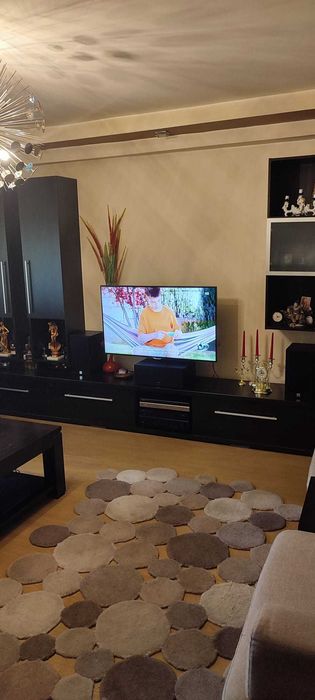 Particular: Vand apartament 3 camere, etaj 1 - zona Colentina, str. Radovanu 145.000 eur