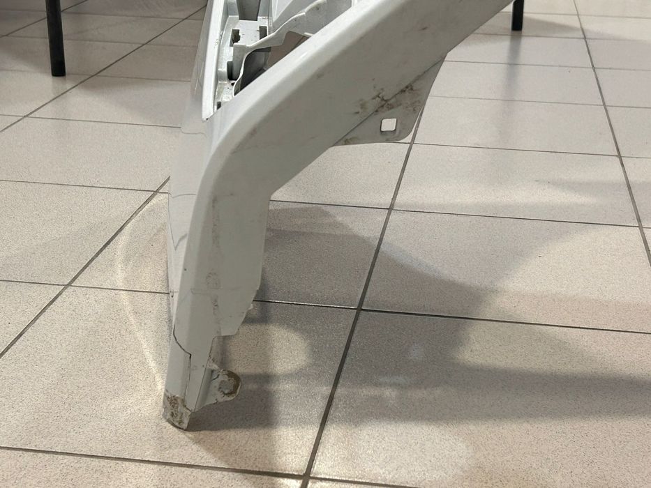 Продам бампер Тойота Королла