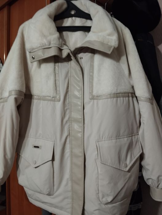 Продам новую,красивую куртку