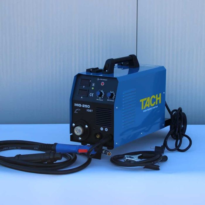 Инверторен телоподаващ апарат TACH – MIG 250A, с платформа