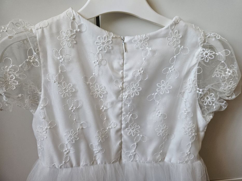 Официална бяла рокля 116 р