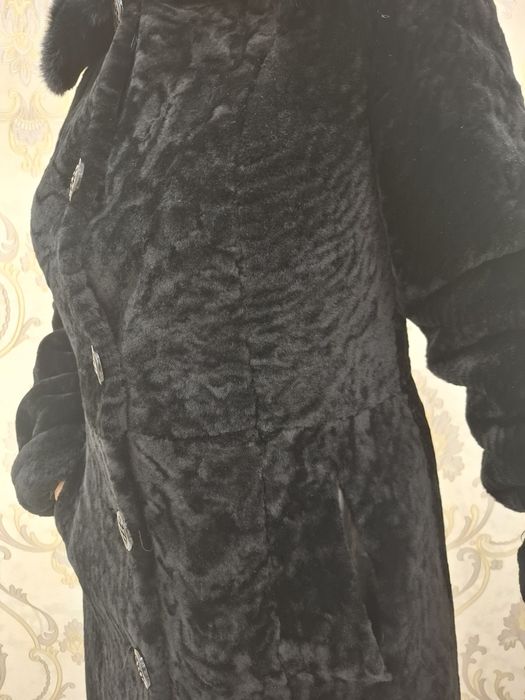 Продается мутоновая шуба