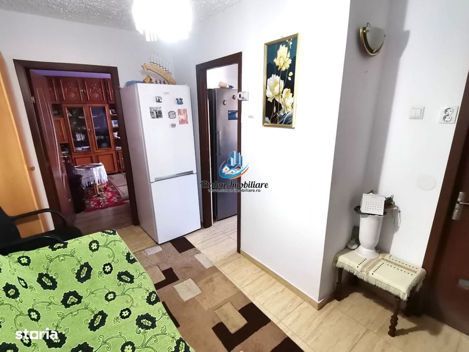 Apartament 2 camere, etaj 3, zona ultracentrala, Piatra Neamt