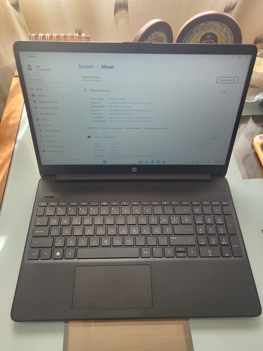 Laptop HP 15s-fq3020nq cu procesor Intel Celeron N4500, 15.6