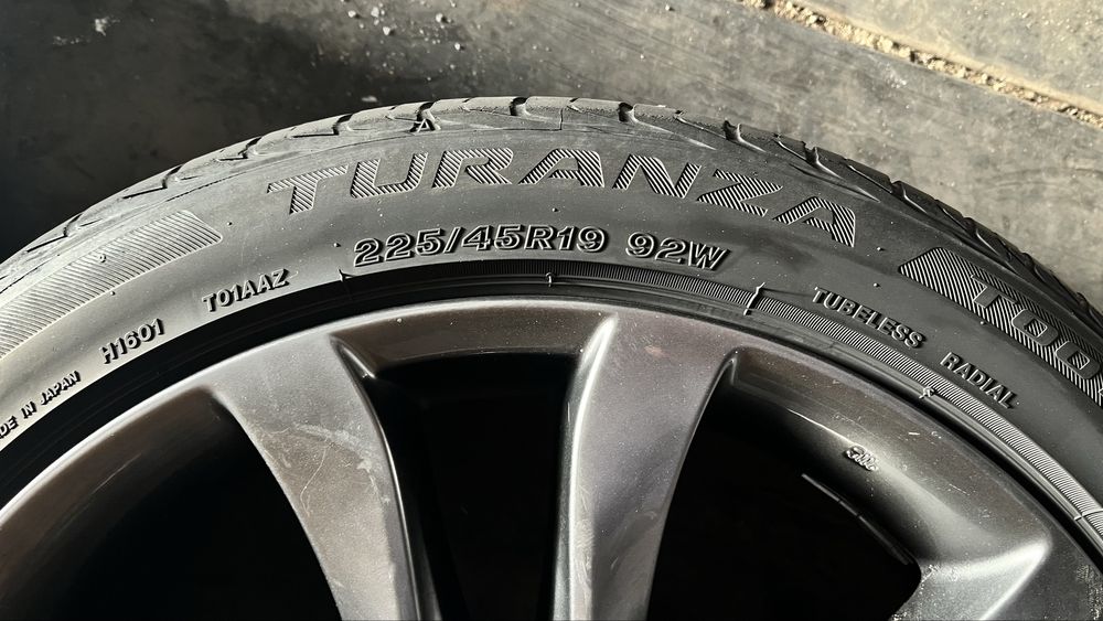 Колеса в сборе  225/45R19