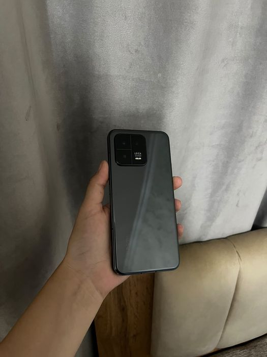Xiaomi 13 в хорошем состоянии