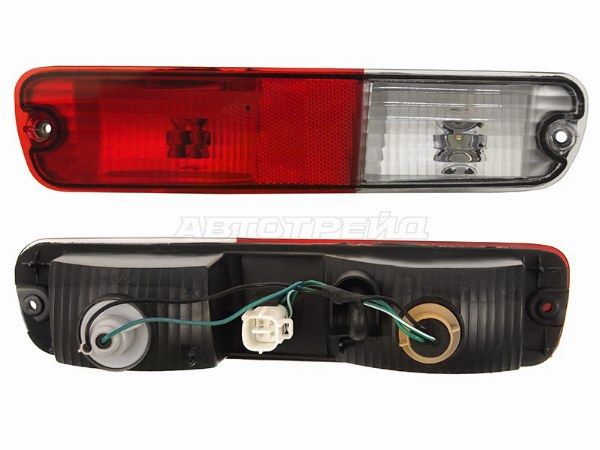 Фонарь в задний бампер Mitsubishi Pajero