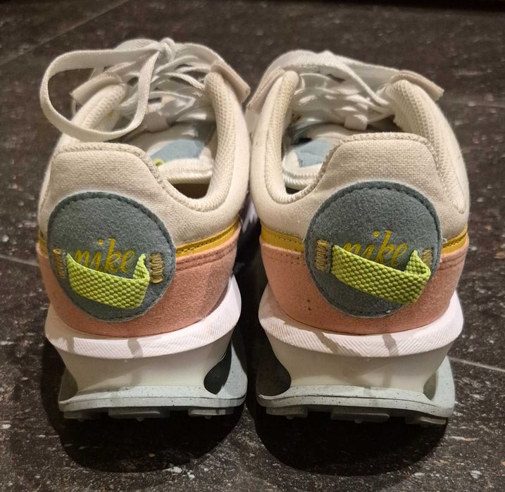 Дамски маратонки