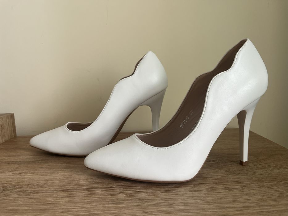 Дамски обувки 38 номер