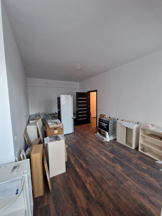 Apartament 58 mp West Side Complex