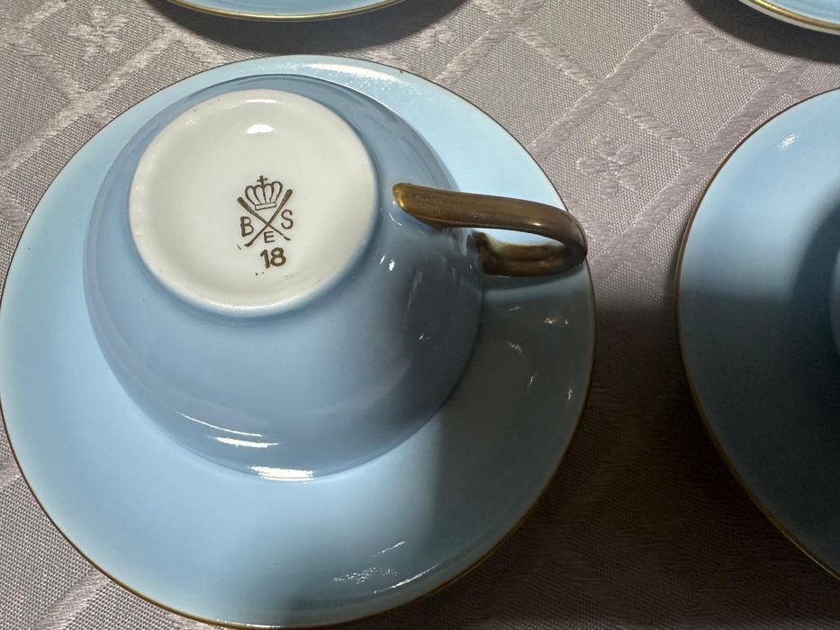 Set 6 cesti din portelan bavarez emailat si aurit.