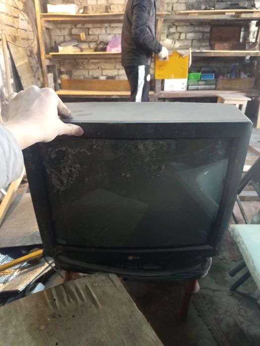 Продается телевизор б/у, рабочий