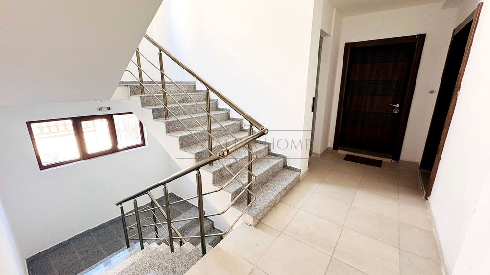 Продава се Четиристаен апартамент в Бургас, Сарафово - 155 кв.м за 1078 €/кв.м - Снимка #11