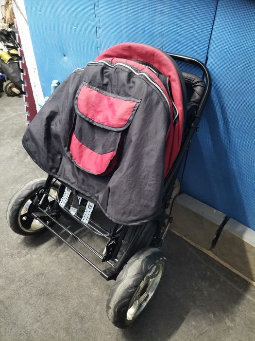 Продам детскую коляску