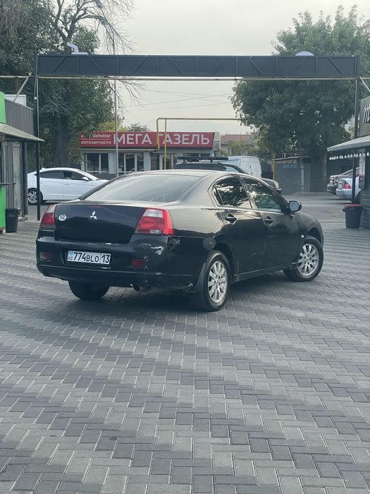 Митсубиси Галант 9