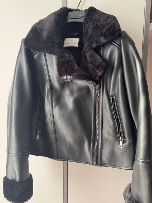 Чисто ново зимно яке STRADIVARIUS