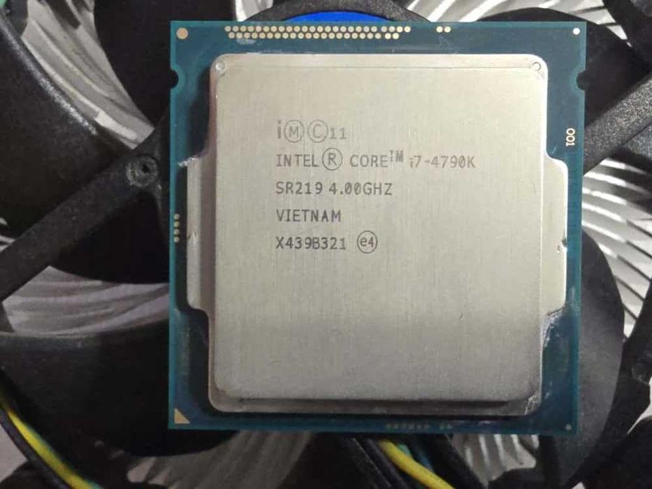 PCパーツ intel core i7-4790K CM8064601710501 Intel Core i7-4790K 4GHz Desktop CPU