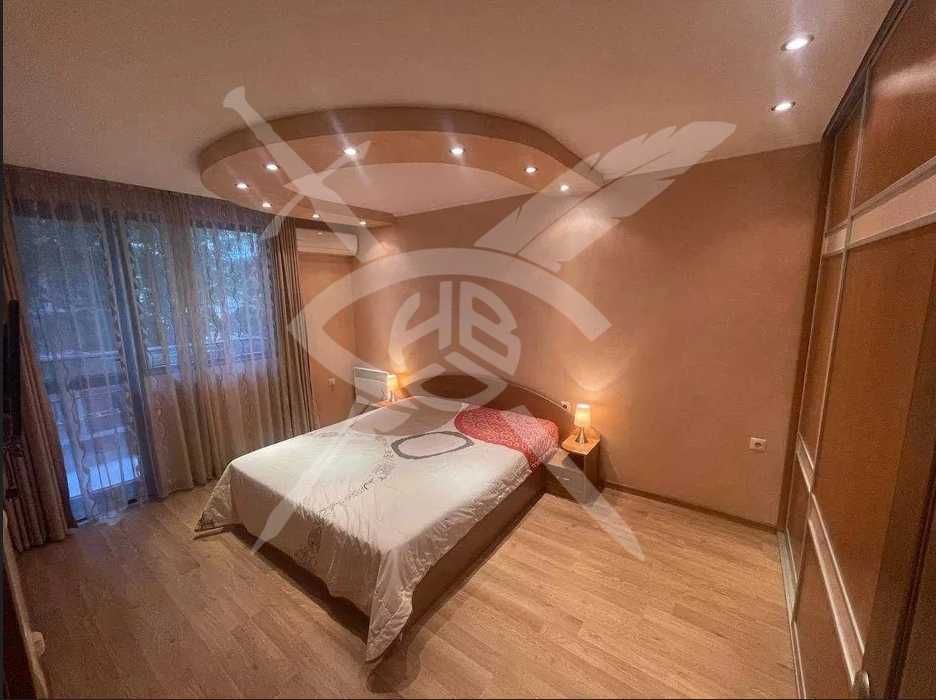 Тристаен апартамент в гр.Бургас