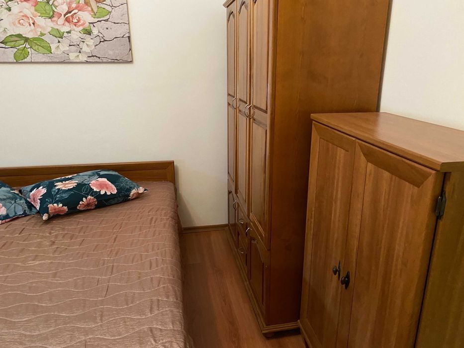 Продава се Тристаен апартамент в Ямбол, Васил Левски - 90 кв.м за 1456 €/кв.м - Снимка #7