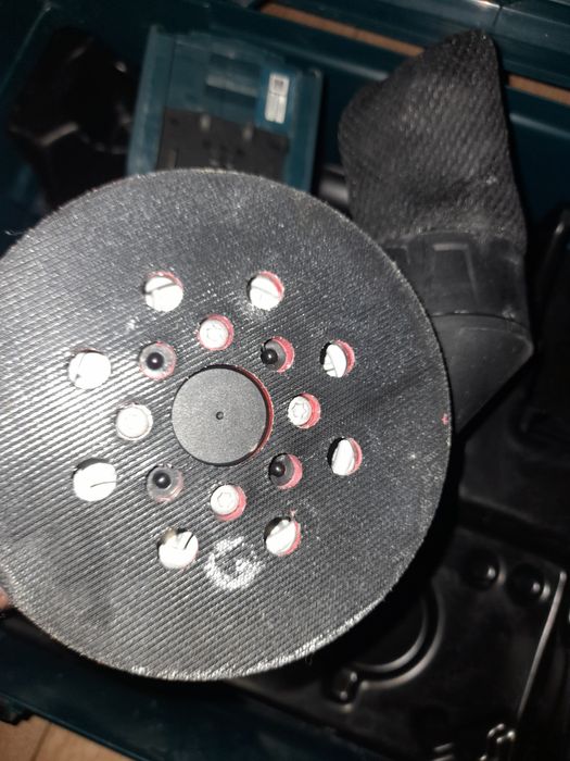 Corp șlefuitor  cu acumulator și variator de turatie Bosch GEX 18V- 125