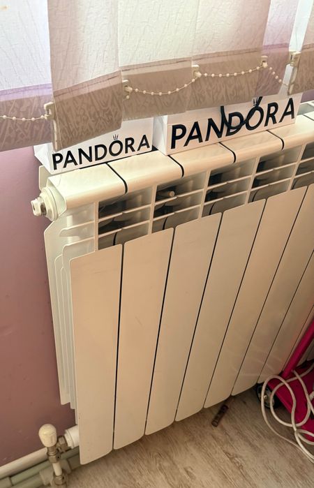 Пилетна камина бурнит 13kw  с 4 радиатора и лира