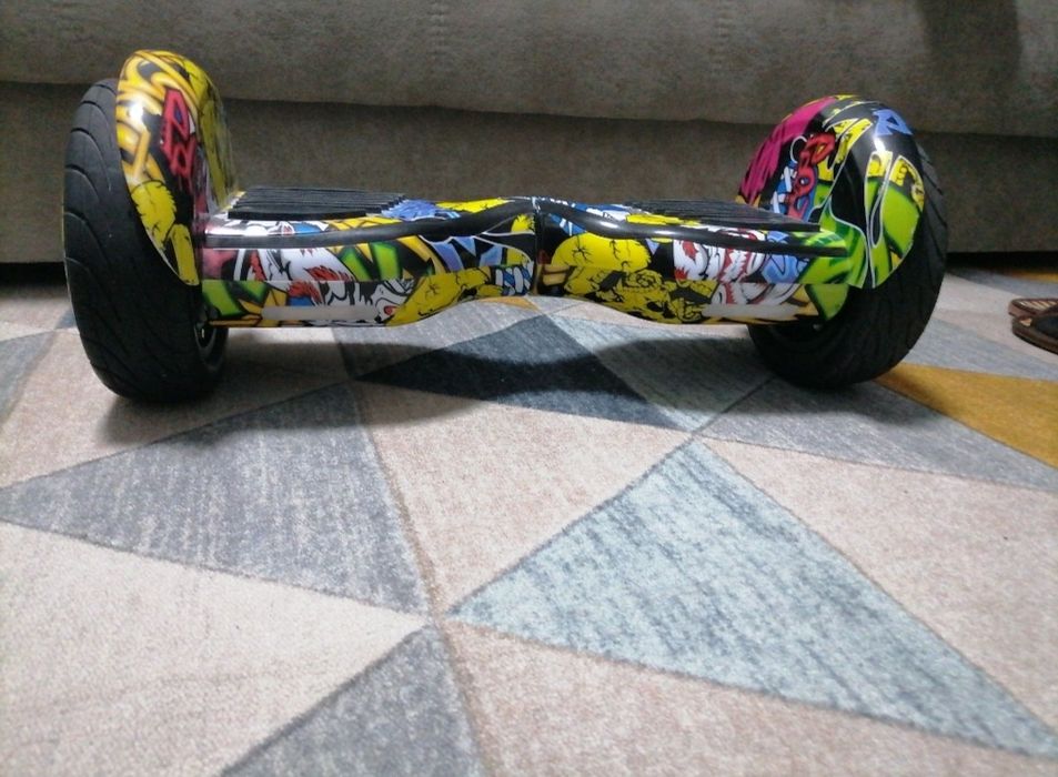 Продам гироскутер большой