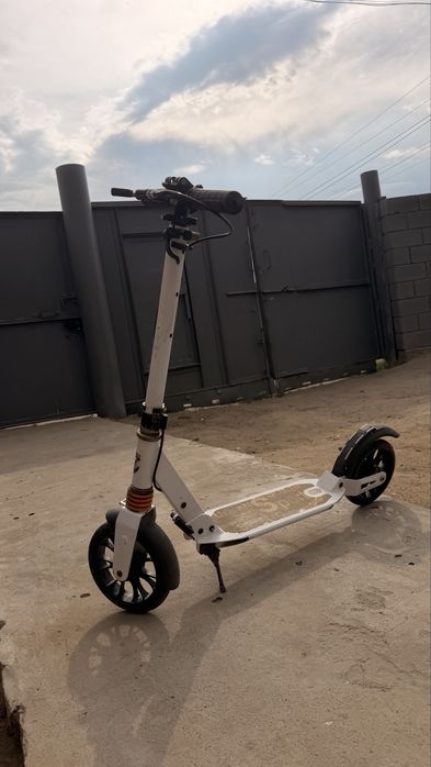 Самокат scooter белый