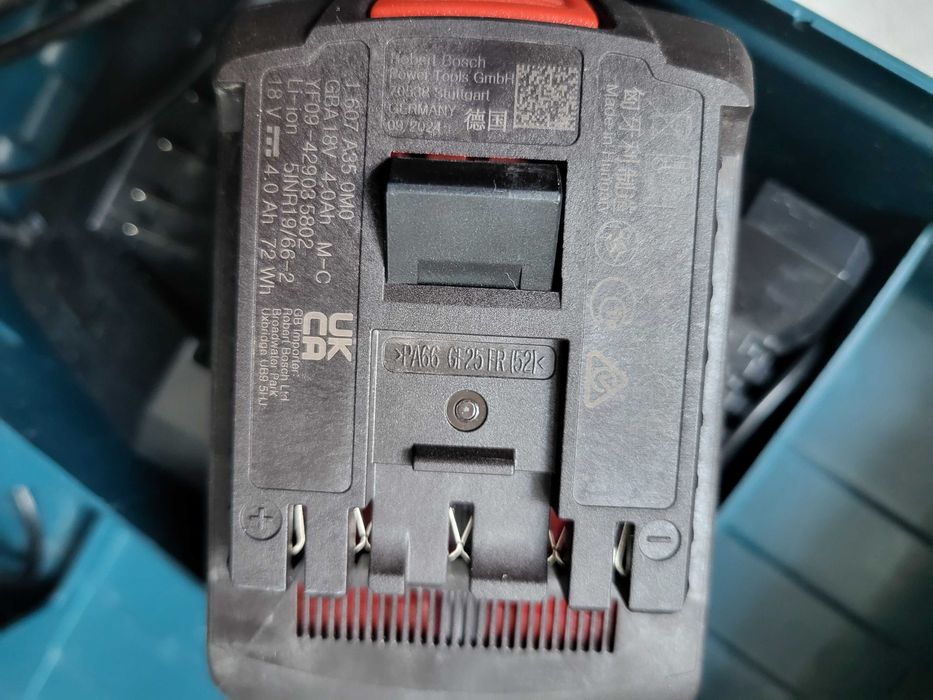 Bosch GBH 18V-21 безчетков перфоратор с батерия и зарядно, отличен.