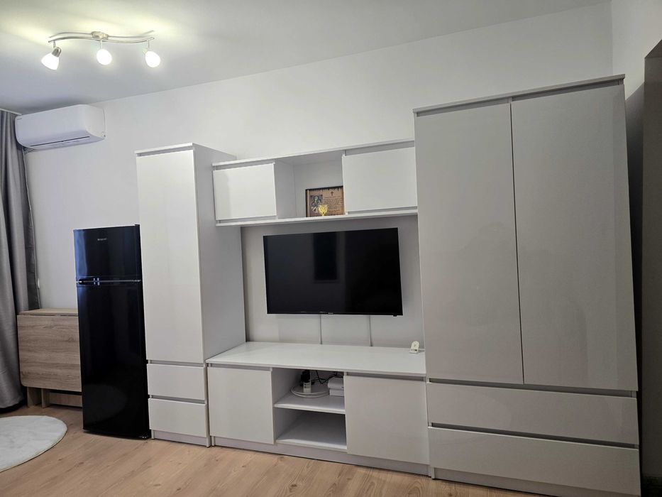 INCHIRIEZ garsonieră Tomis 3