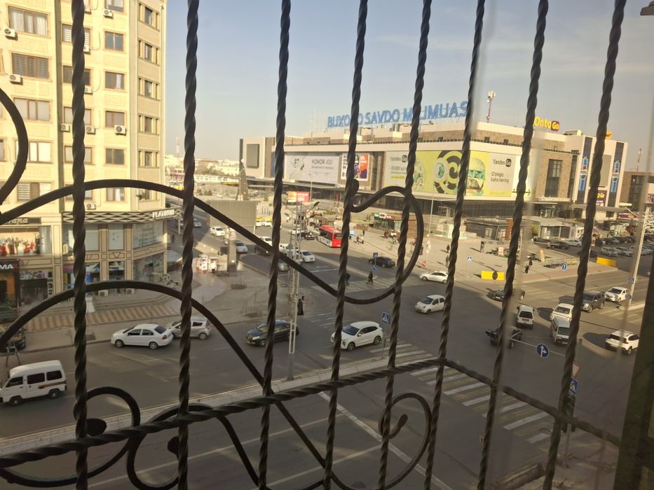 Сдаётся квартира на Крытом 80 кв