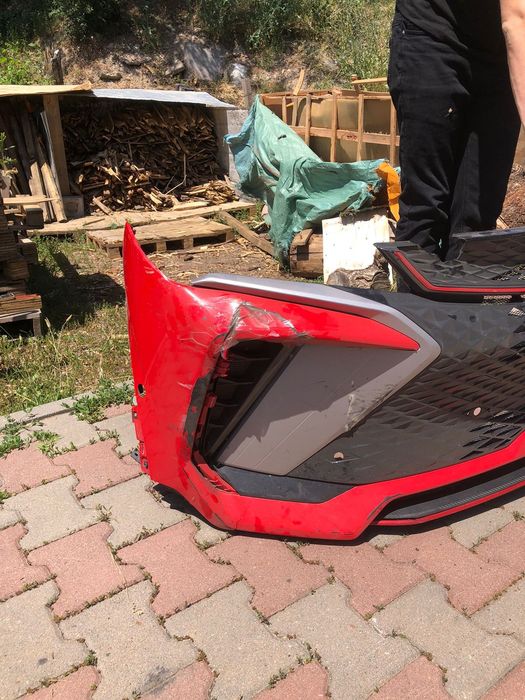 Продам Бампер оригинал