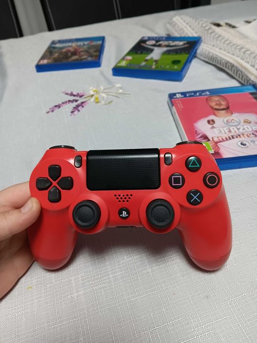 PlayStation 4 – 500 GB – Pachet complet