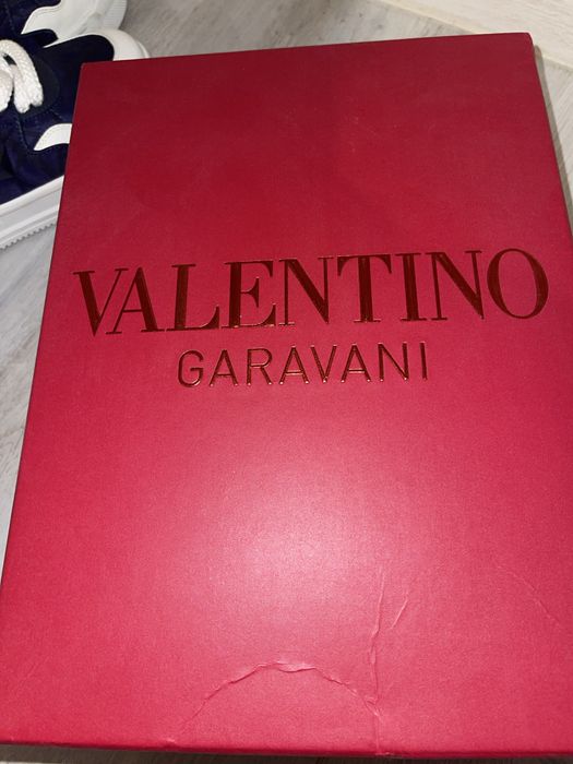 Adidasi Valentino Garavani