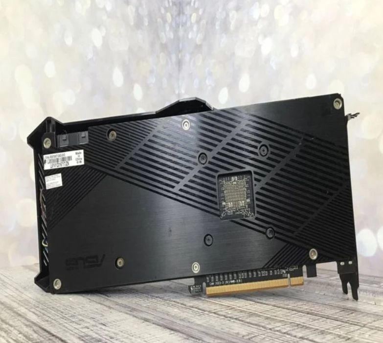 Видеокарта rx5700xt