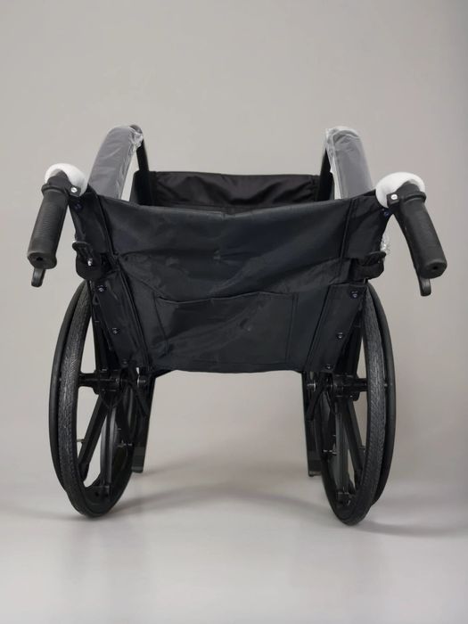 Продается Инвалидная коляска комнатный