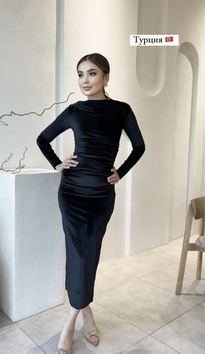 велюровое платье