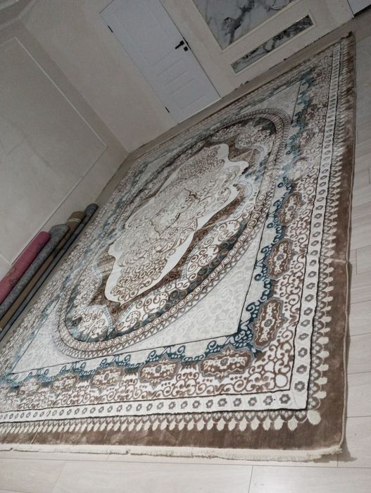 Мүлдем қолданыста болмаған кілем сатылады