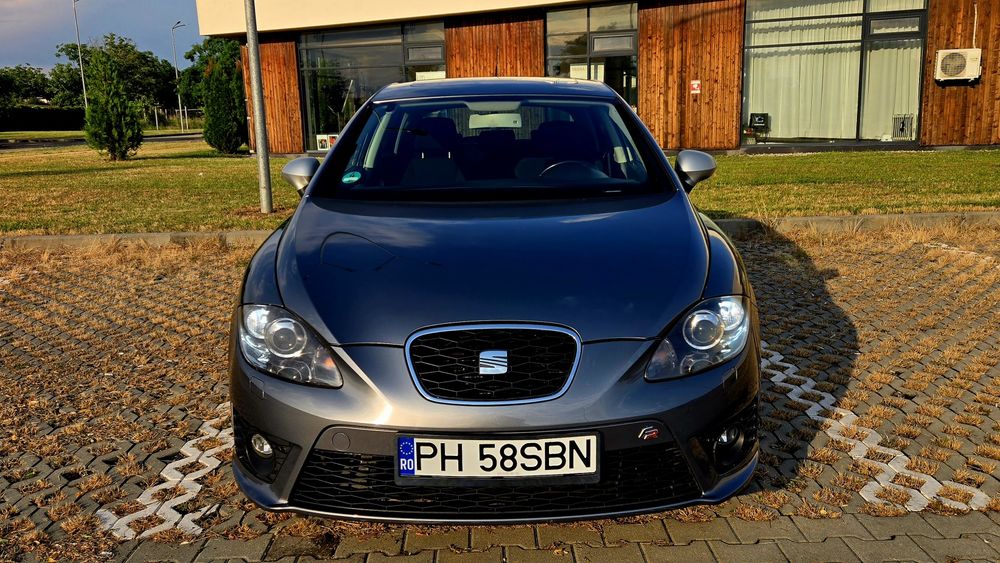 SEAT Leon 2012 — imagine 3