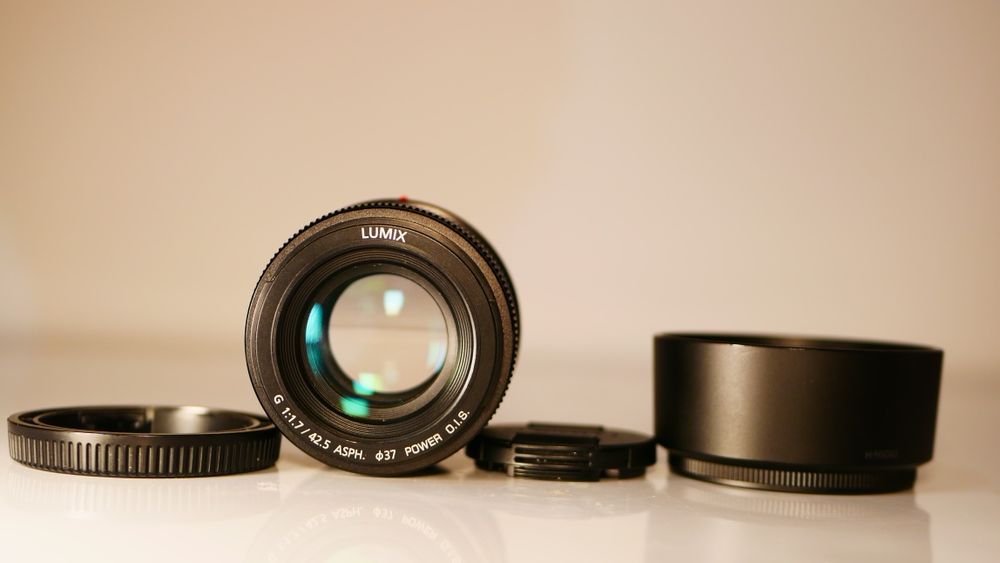 Superbul Panasonic 42,5 1.7, power ois mft M4/3