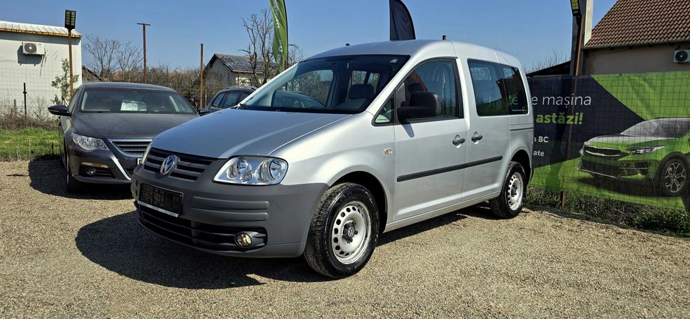 RATE&CASH avans 0 Vand Vw Caddy Life an 2008 motor 1900 cm3 diesel 55 kw ( 75 c,p motor simplu ) euro 4 clima