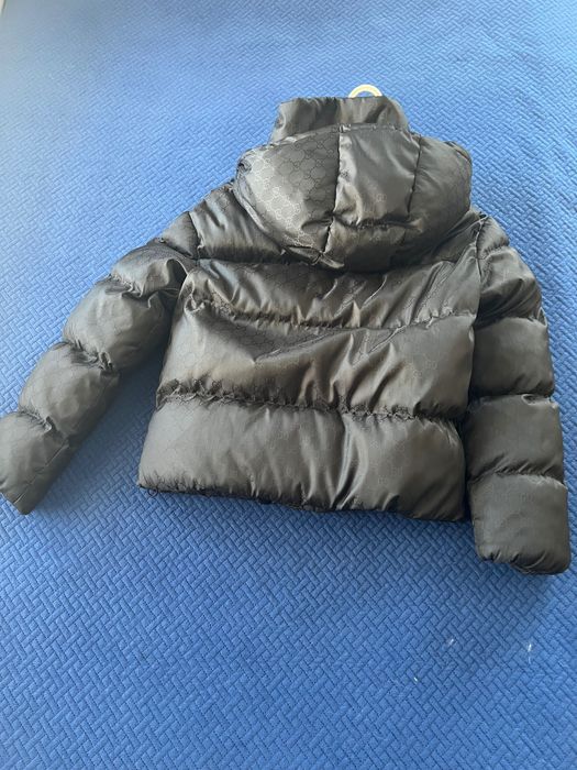 Ново!Дамско яке Gucci