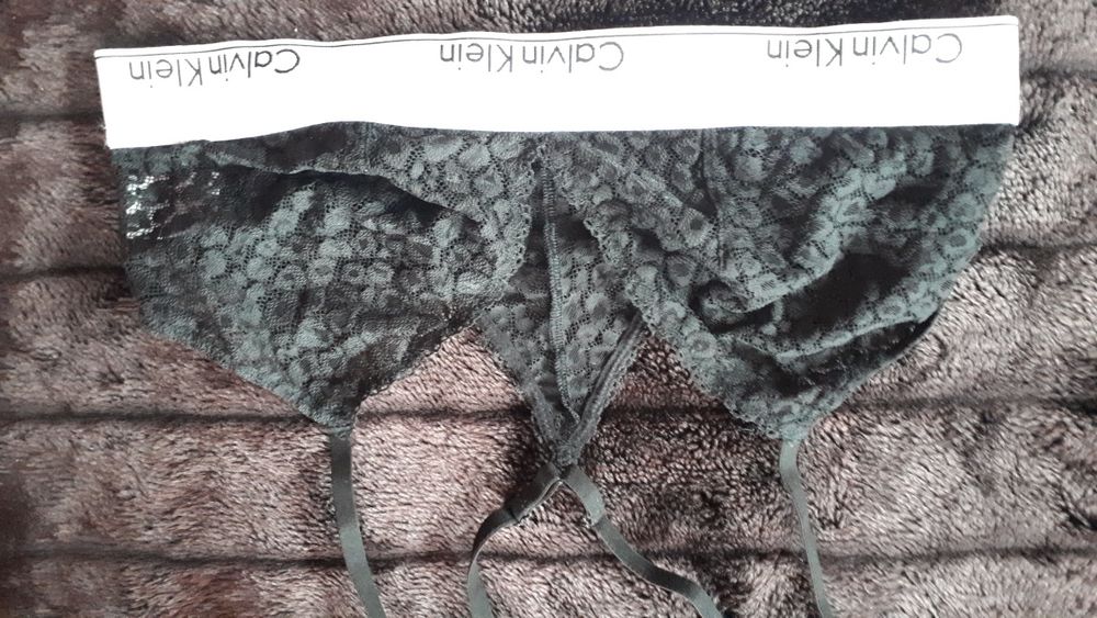 Calvin klein  сутиени от 70В до 80В