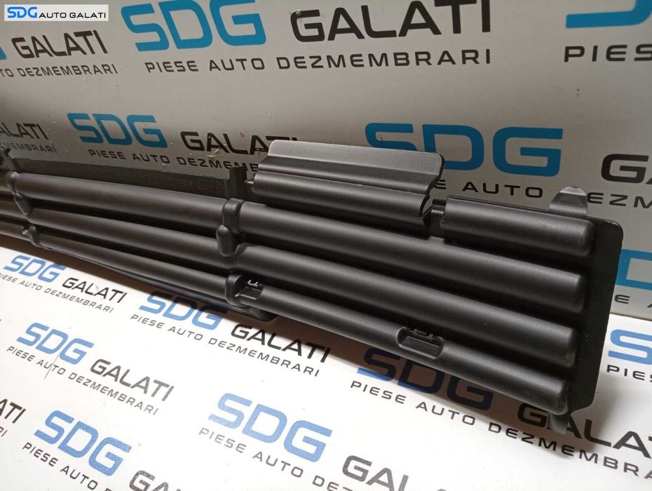 Grila Centrala Inferioara Ornament Spoiler Bara Fata Nou Opel Crossland X 2017 - 2020 Cod Y00085880 P1UO-51765 [M3992]