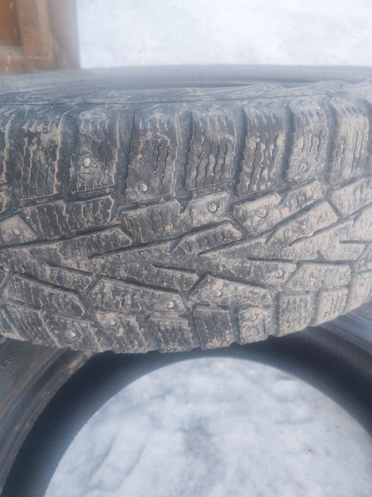 Шины зимние на 15