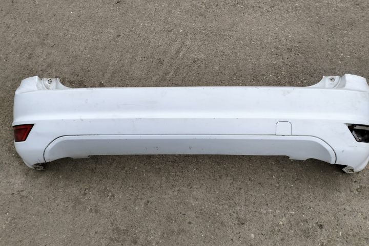 Bara spate hatchback Ford Focus a 2-a generatie
