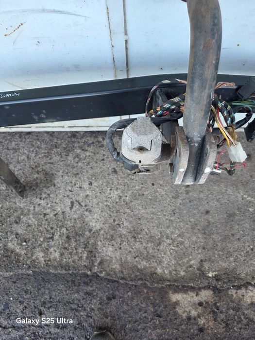 Теглич за Audi A3 и VW Golf 5