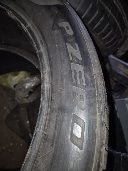 Комплект Pirelli 295/40 r21